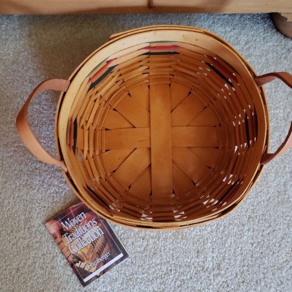 Longaberger Darning Basket and Plastic Liner 15539 - Picture 4 of 9
